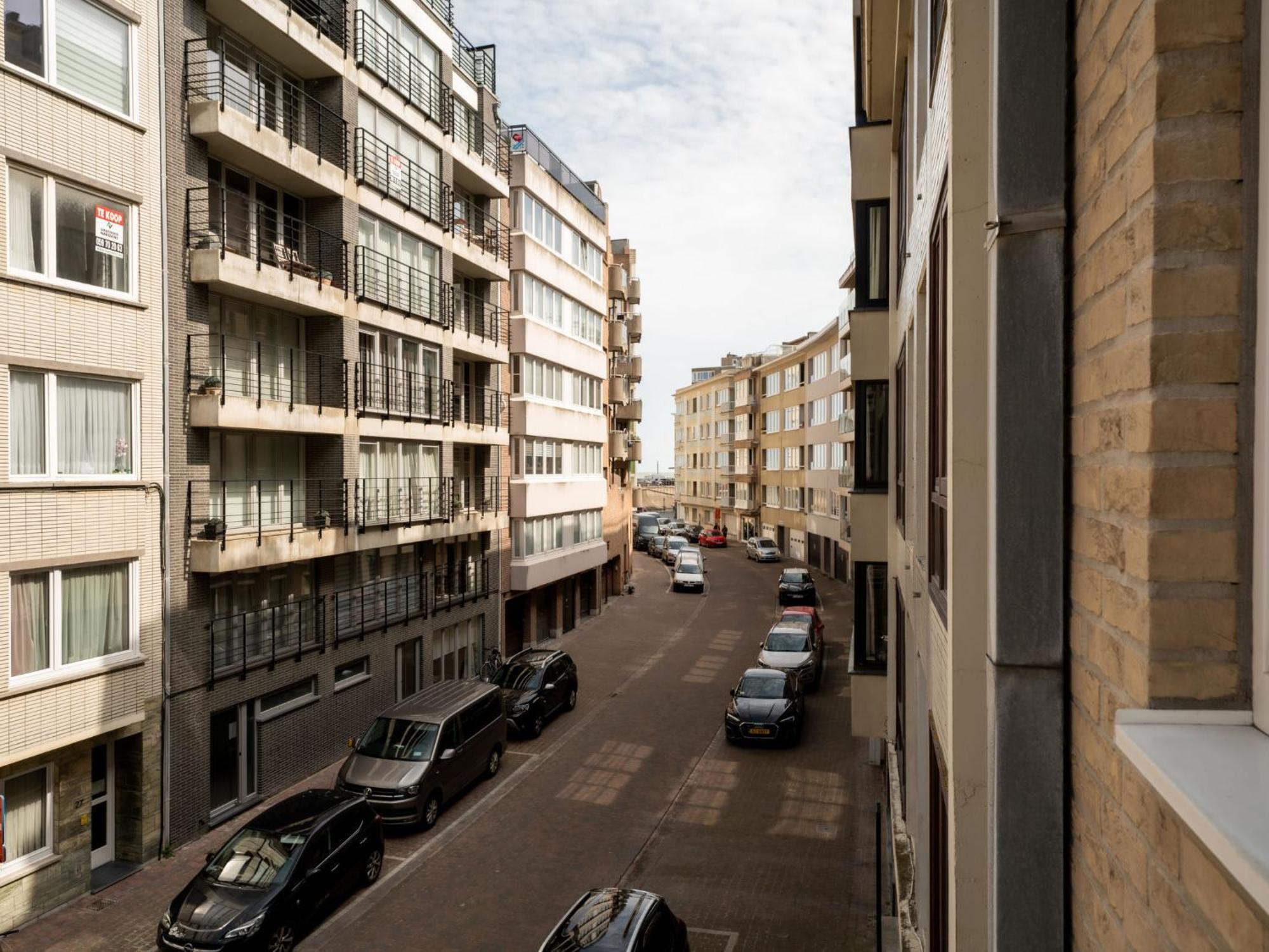 Residentie Golfslag By Interhome * Oostende